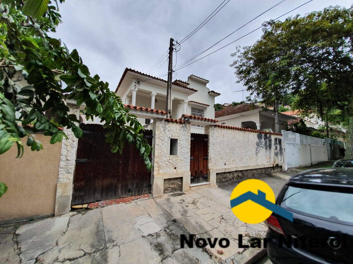 Casa à venda com 3 quartos, 104m² - Foto 13