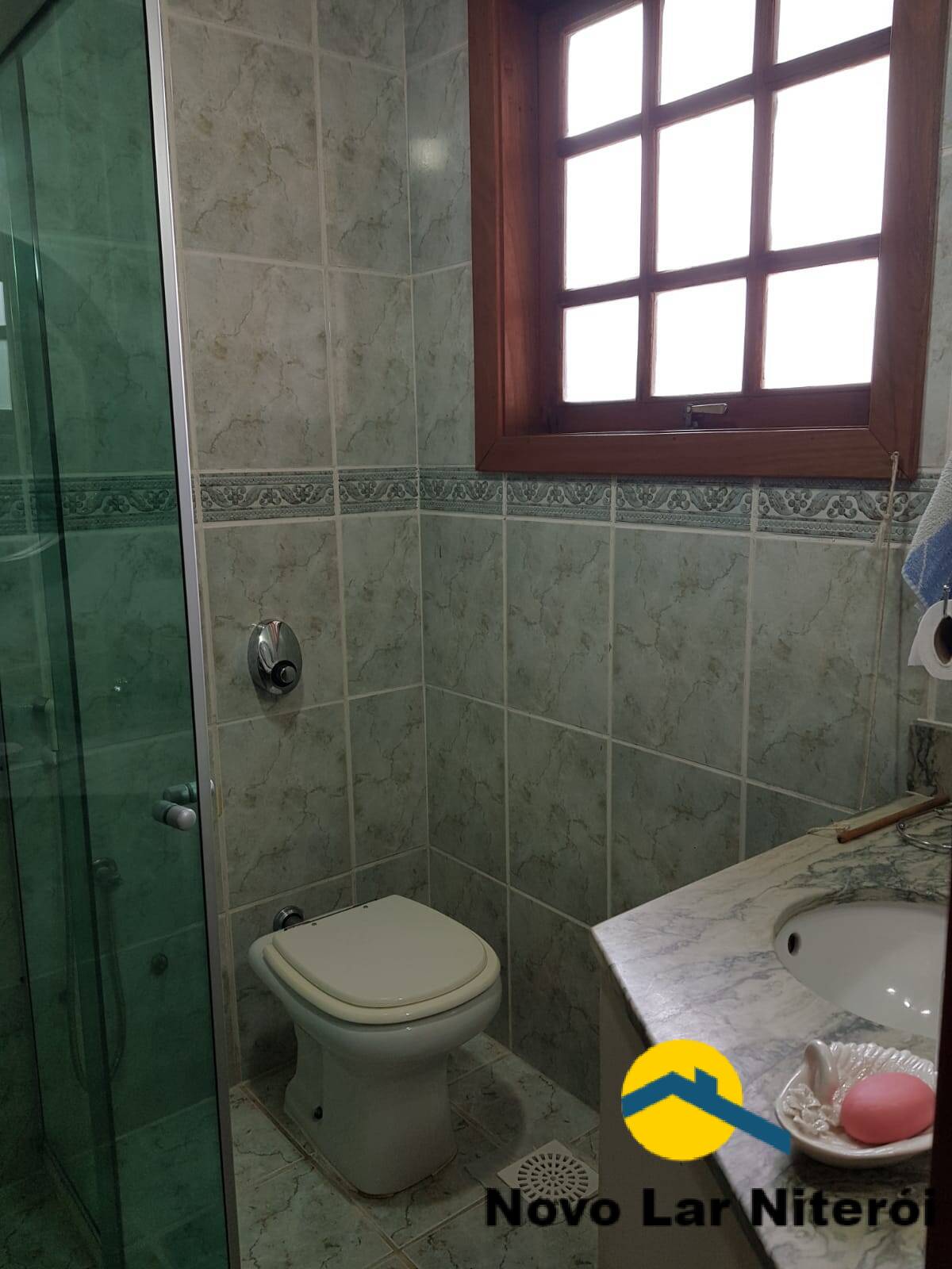 Casa de Condomínio à venda com 7 quartos, 410m² - Foto 34