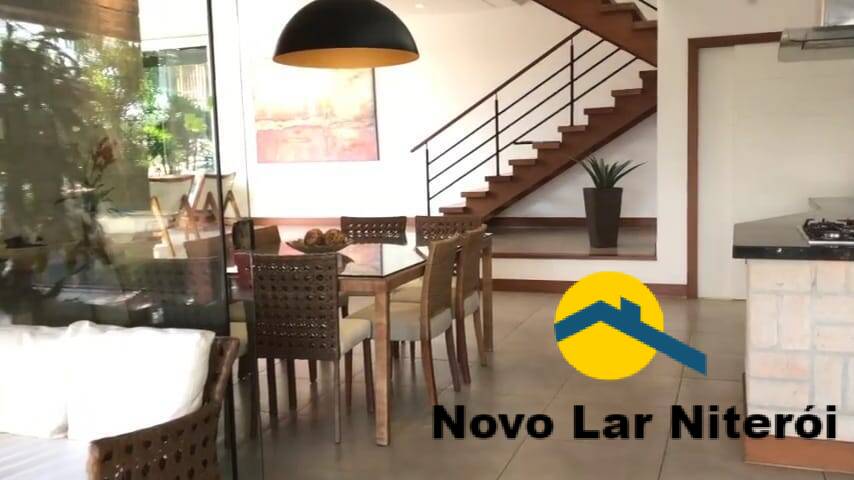 Casa à venda com 4 quartos, 357m² - Foto 1