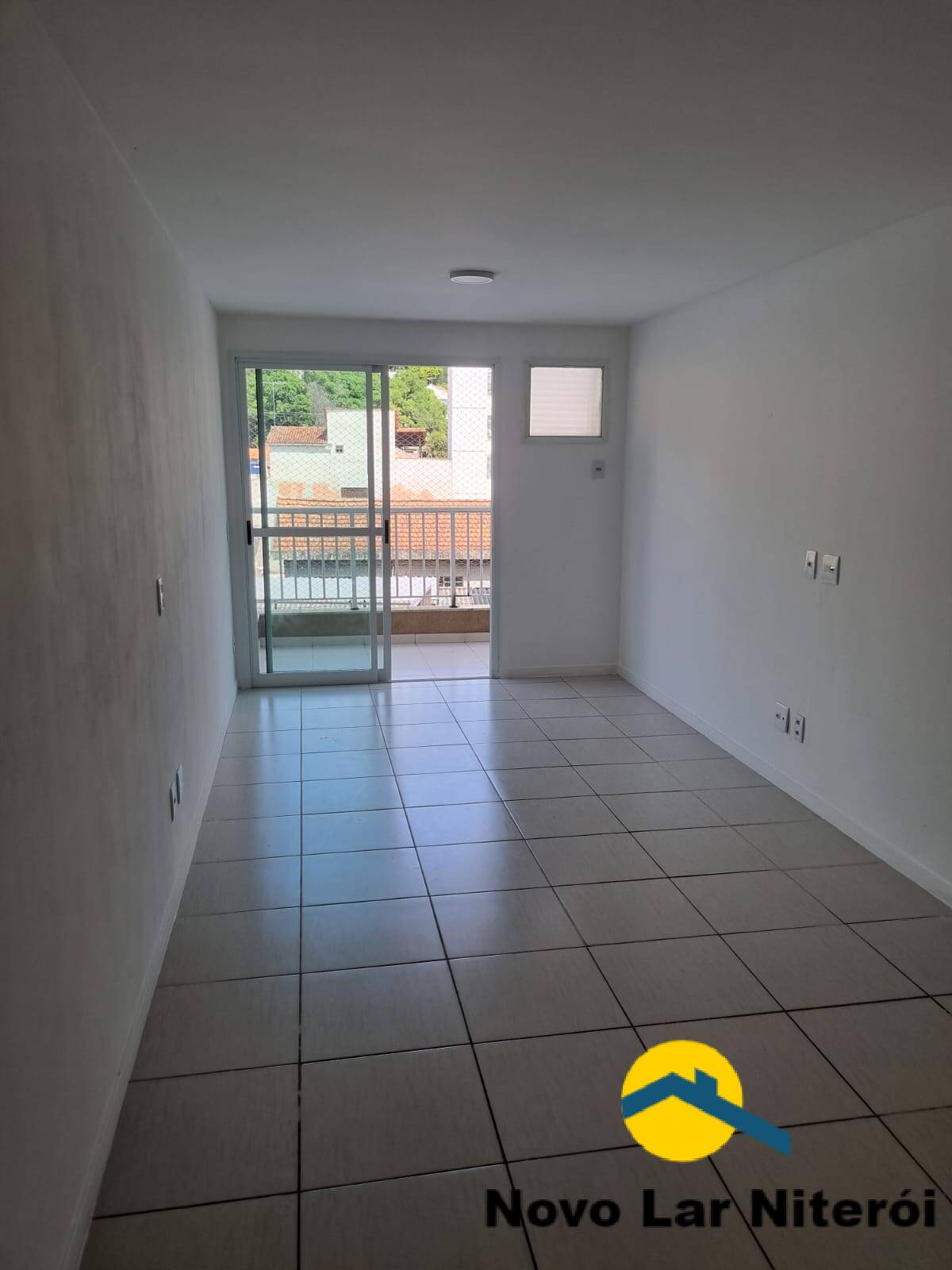 Apartamento à venda com 3 quartos, 87m² - Foto 1