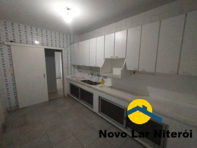 Apartamento à venda com 3 quartos, 140m² - Foto 34