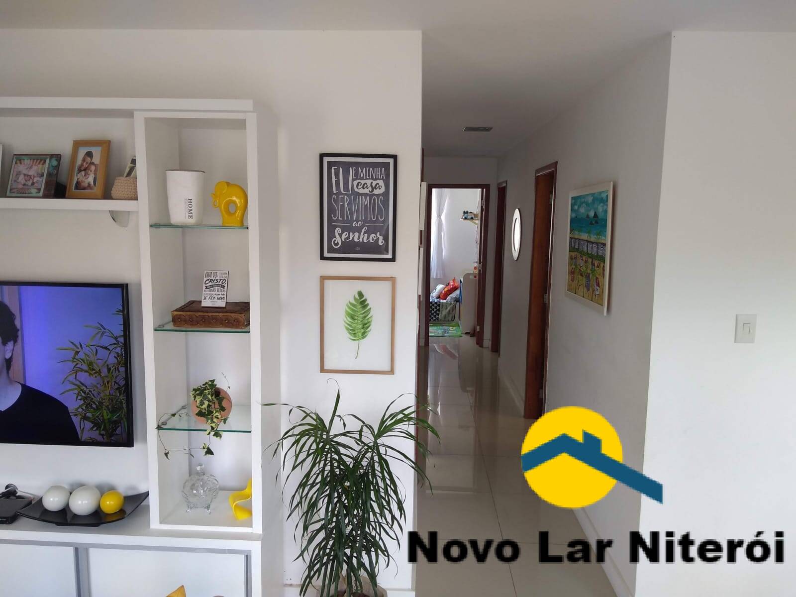 Casa à venda com 3 quartos, 210m² - Foto 4