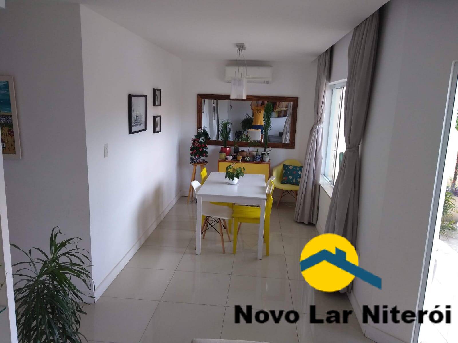 Casa à venda com 3 quartos, 210m² - Foto 3