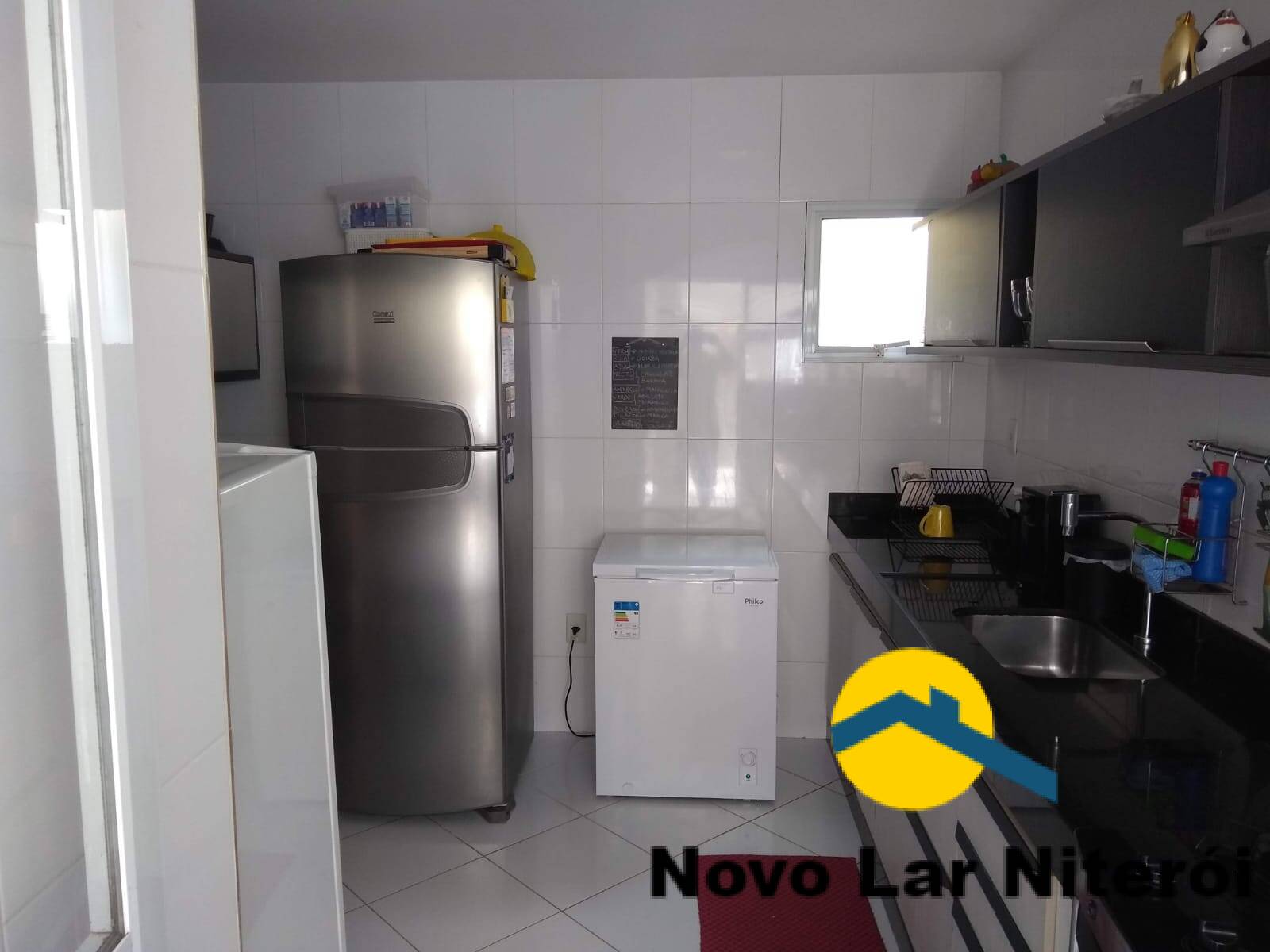 Casa à venda com 3 quartos, 210m² - Foto 18