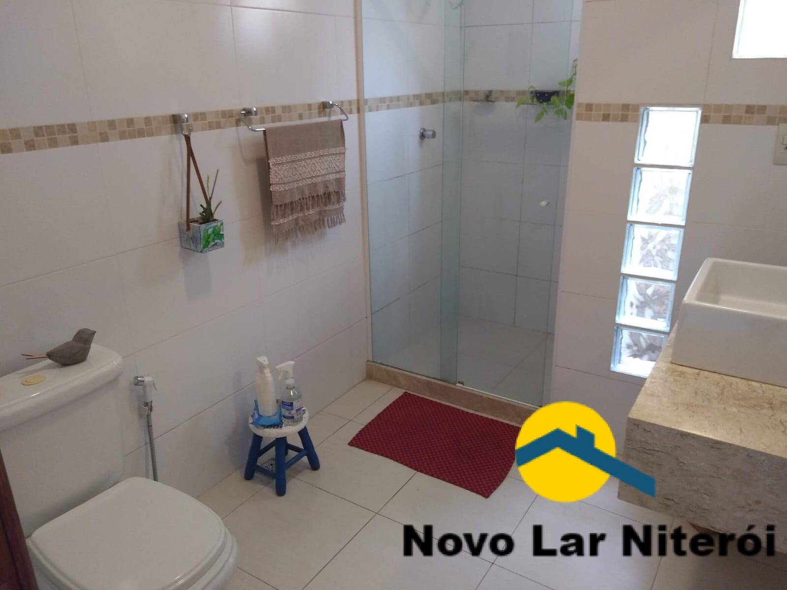 Casa à venda com 3 quartos, 210m² - Foto 32