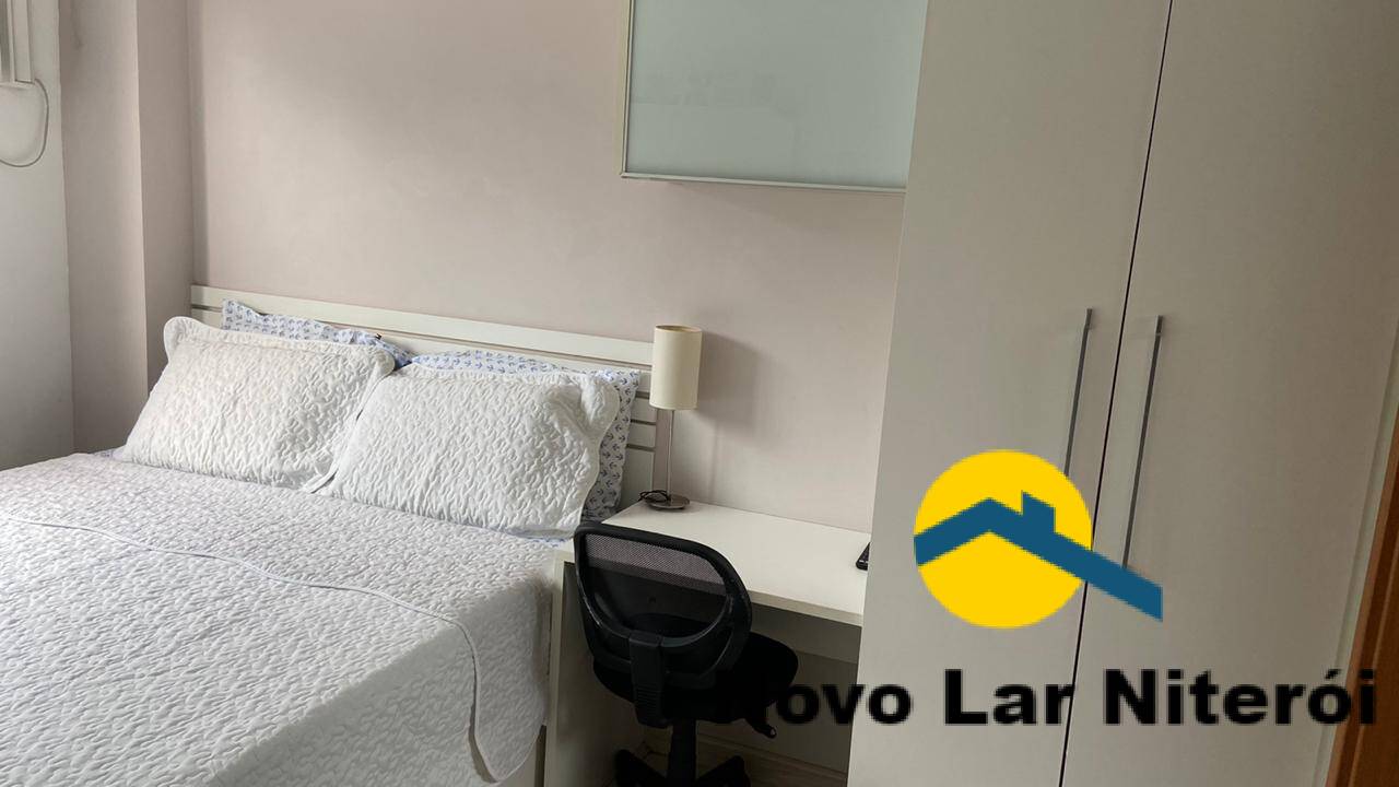 Apartamento à venda com 2 quartos, 75m² - Foto 4