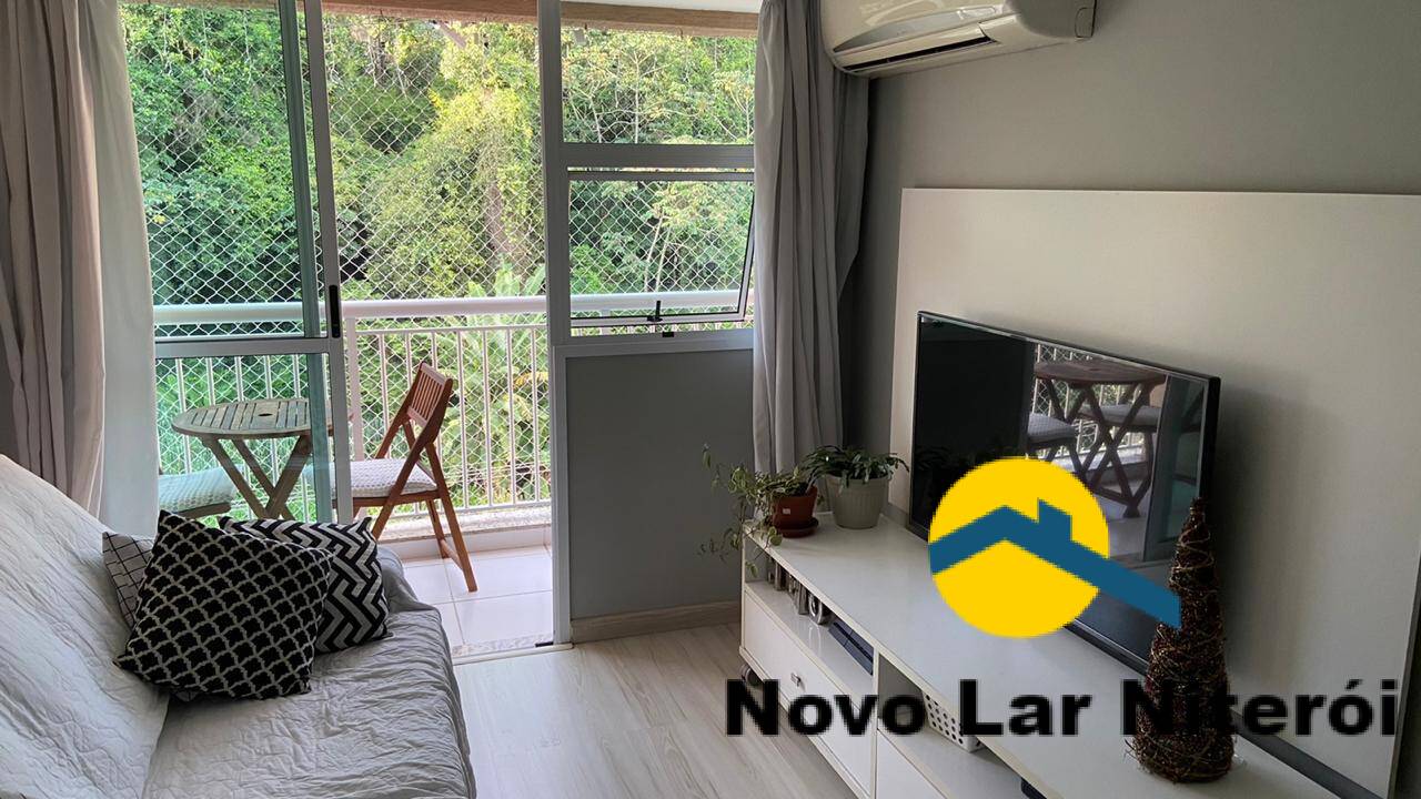 Apartamento à venda com 2 quartos, 75m² - Foto 1