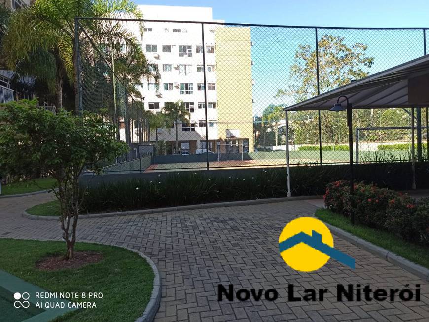 Apartamento à venda com 2 quartos, 75m² - Foto 33