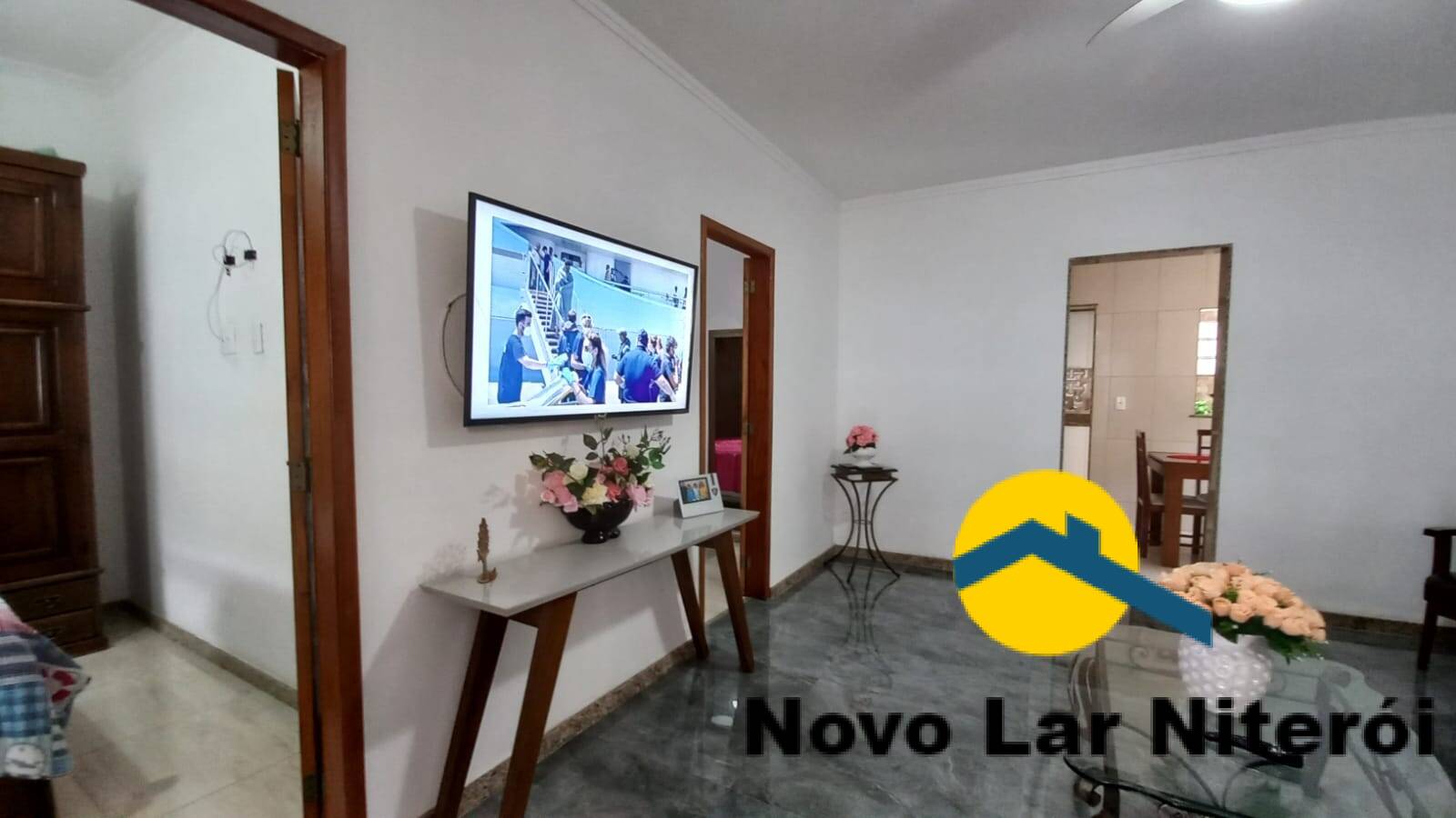 Casa à venda com 3 quartos, 177m² - Foto 3