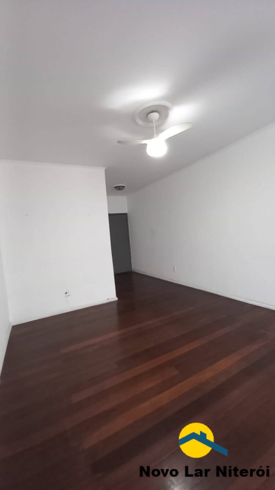 Apartamento à venda com 3 quartos, 140m² - Foto 8