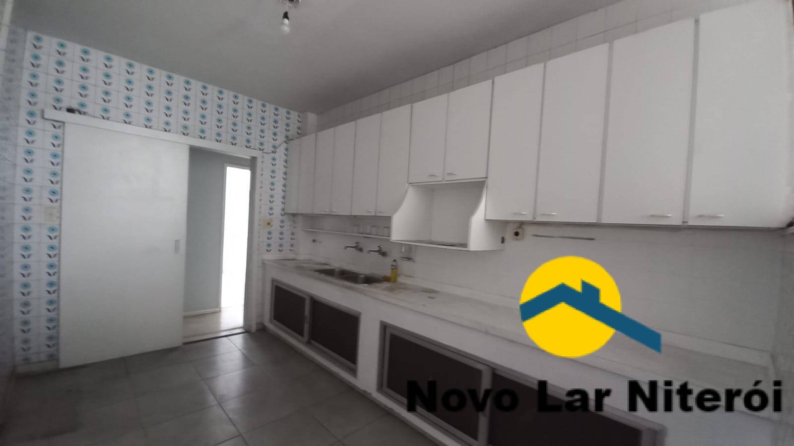 Apartamento à venda com 3 quartos, 140m² - Foto 35