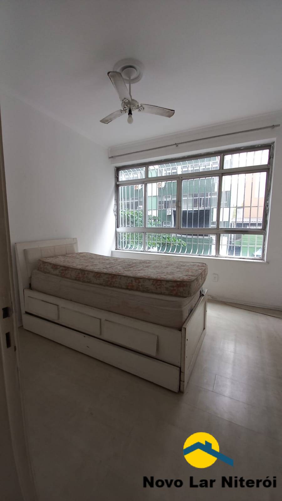 Apartamento à venda com 3 quartos, 140m² - Foto 11