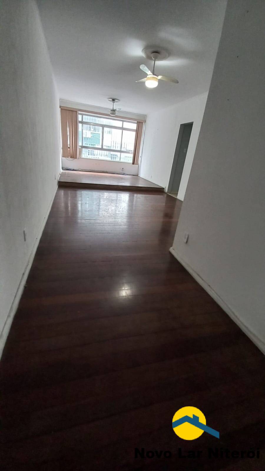 Apartamento à venda com 3 quartos, 140m² - Foto 7