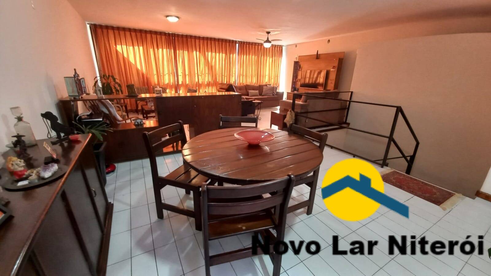 Casa à venda com 4 quartos, 240m² - Foto 9