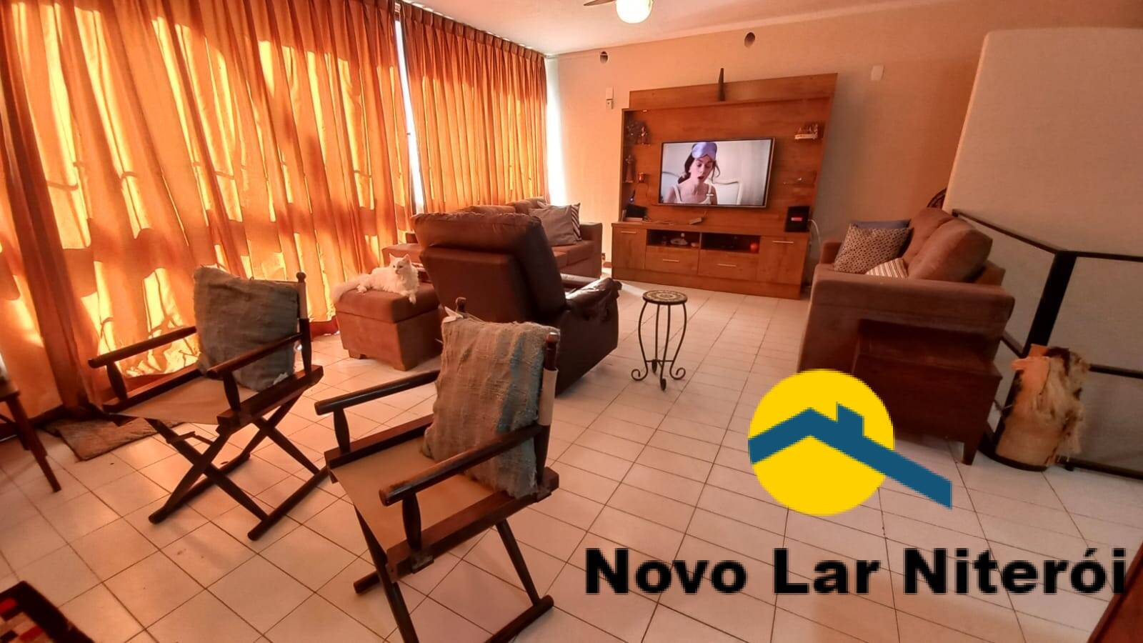 Casa à venda com 4 quartos, 240m² - Foto 5