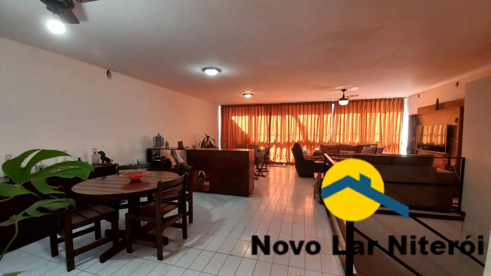 Casa à venda com 4 quartos, 240m² - Foto 18