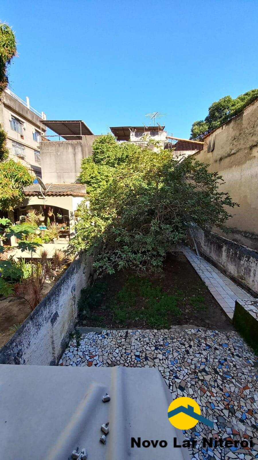 Casa à venda com 4 quartos, 240m² - Foto 42