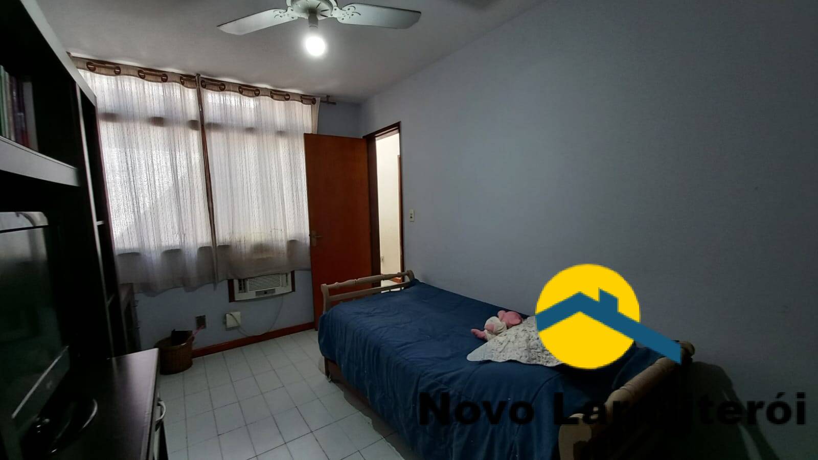 Casa à venda com 4 quartos, 240m² - Foto 37