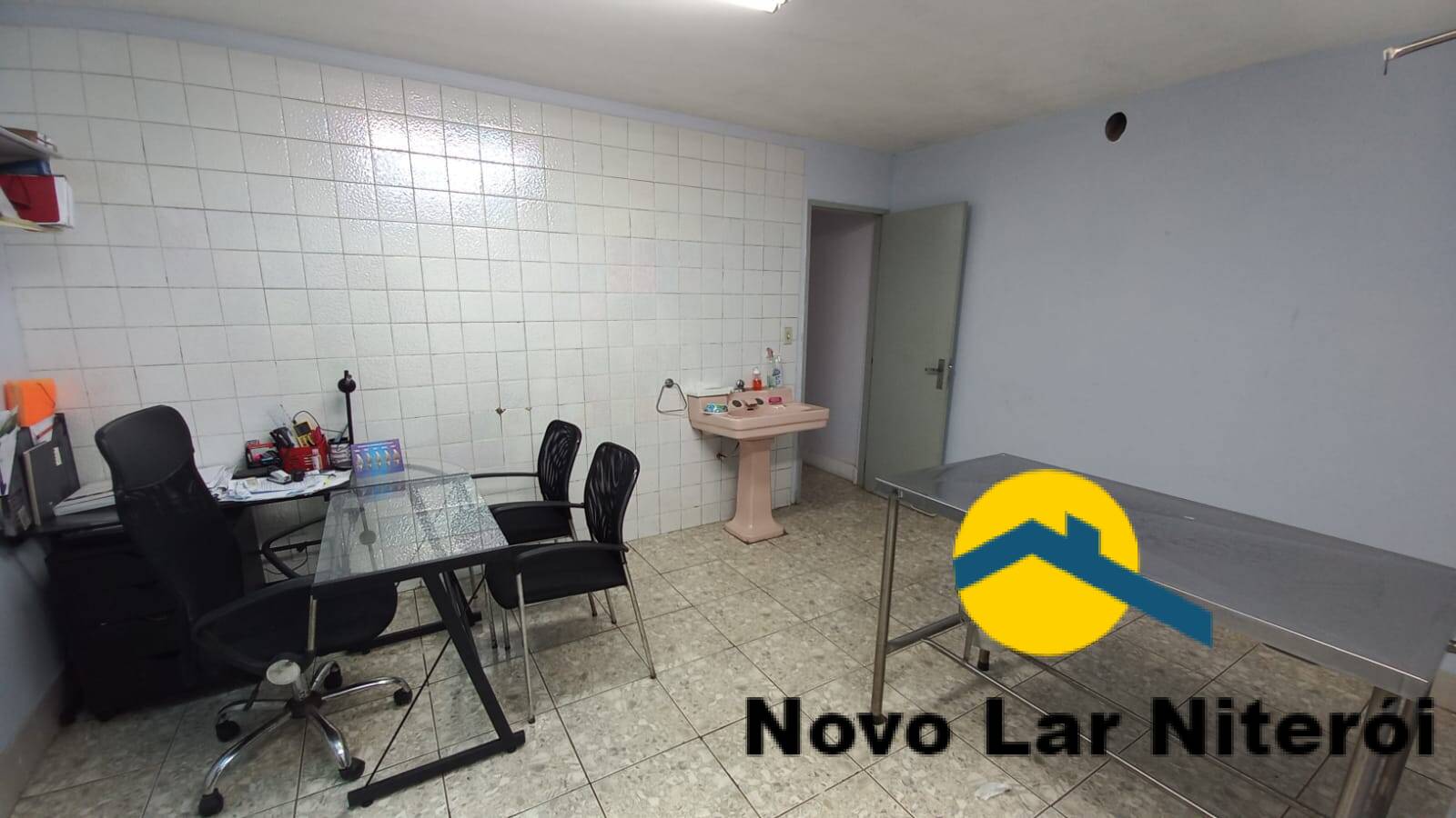 Casa à venda com 4 quartos, 240m² - Foto 71