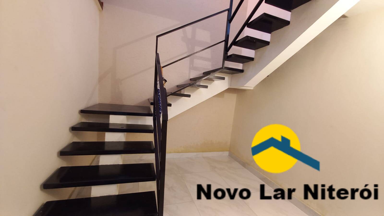 Casa à venda com 4 quartos, 240m² - Foto 61