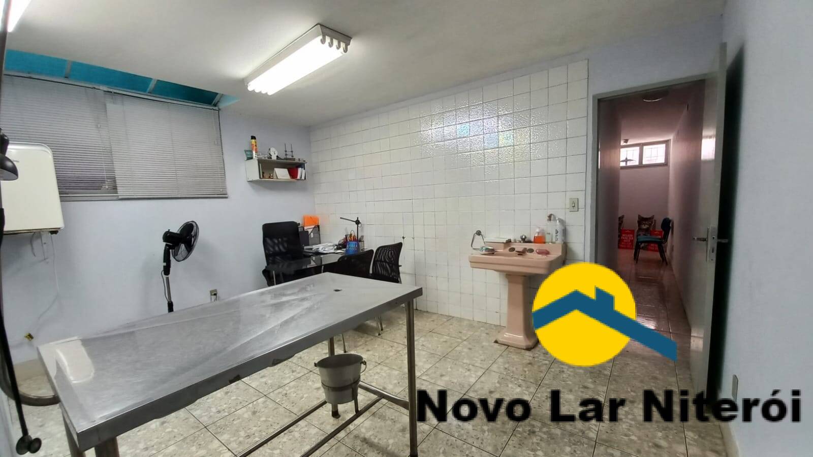 Casa à venda com 4 quartos, 240m² - Foto 68