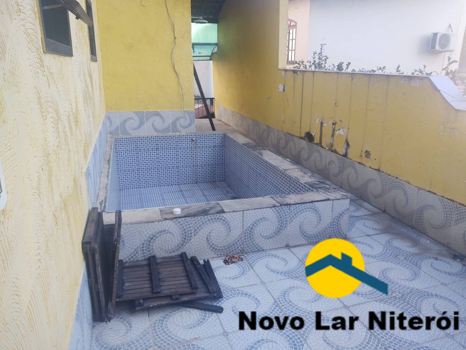 Casa à venda com 3 quartos, 250m² - Foto 37