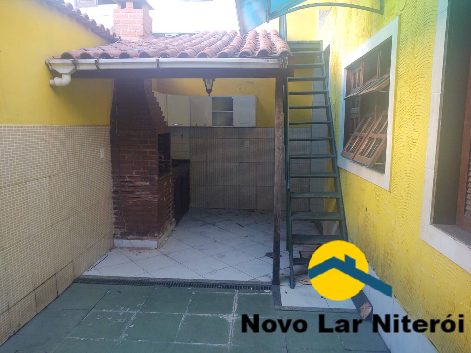 Casa à venda com 3 quartos, 250m² - Foto 33