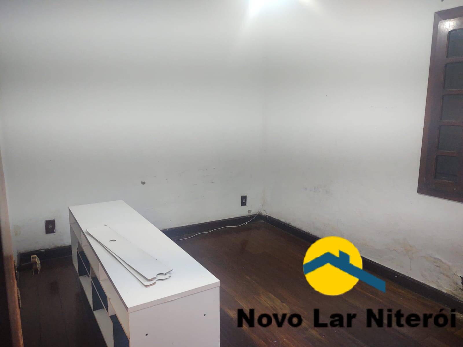 Casa à venda com 3 quartos, 250m² - Foto 26