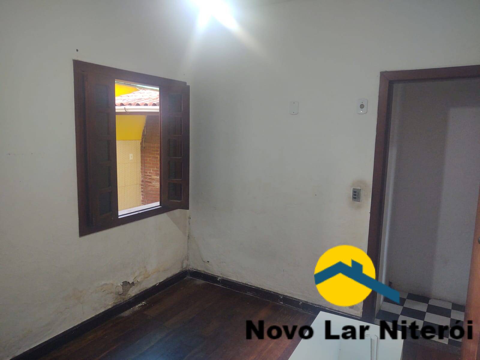 Casa à venda com 3 quartos, 250m² - Foto 25