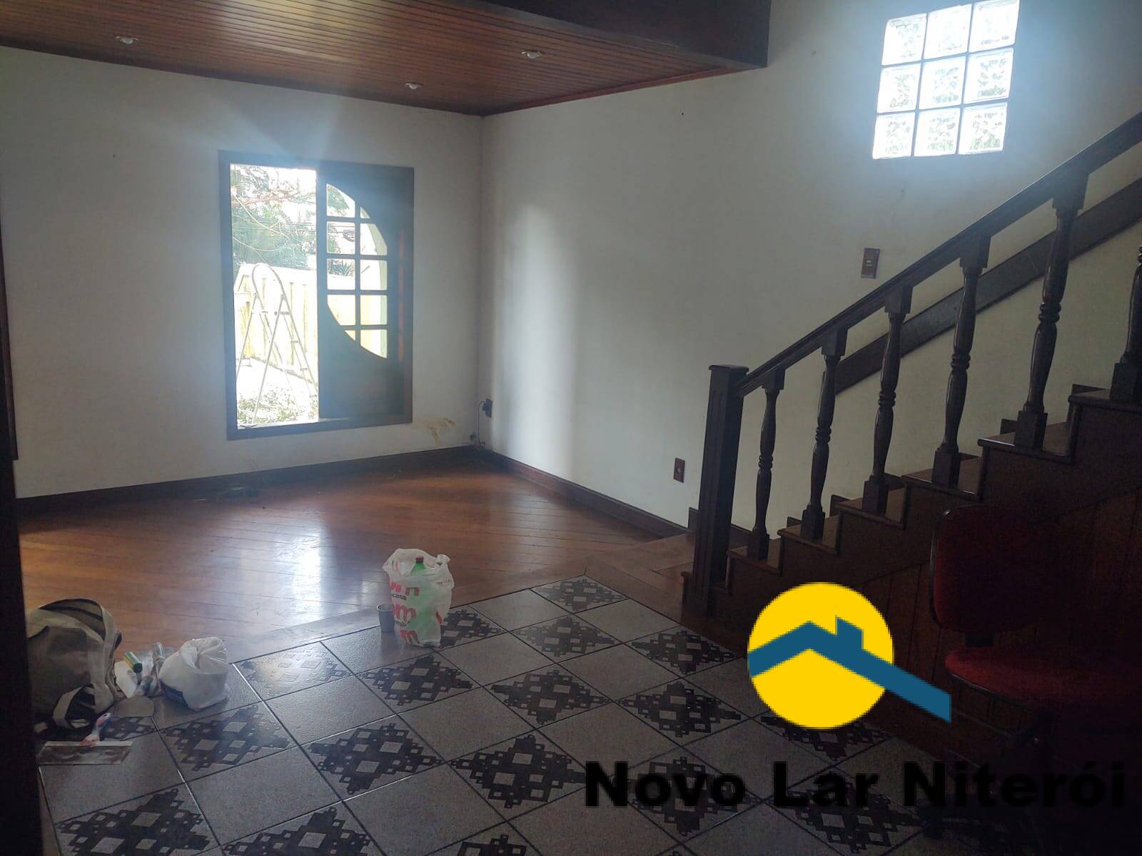 Casa à venda com 3 quartos, 250m² - Foto 5