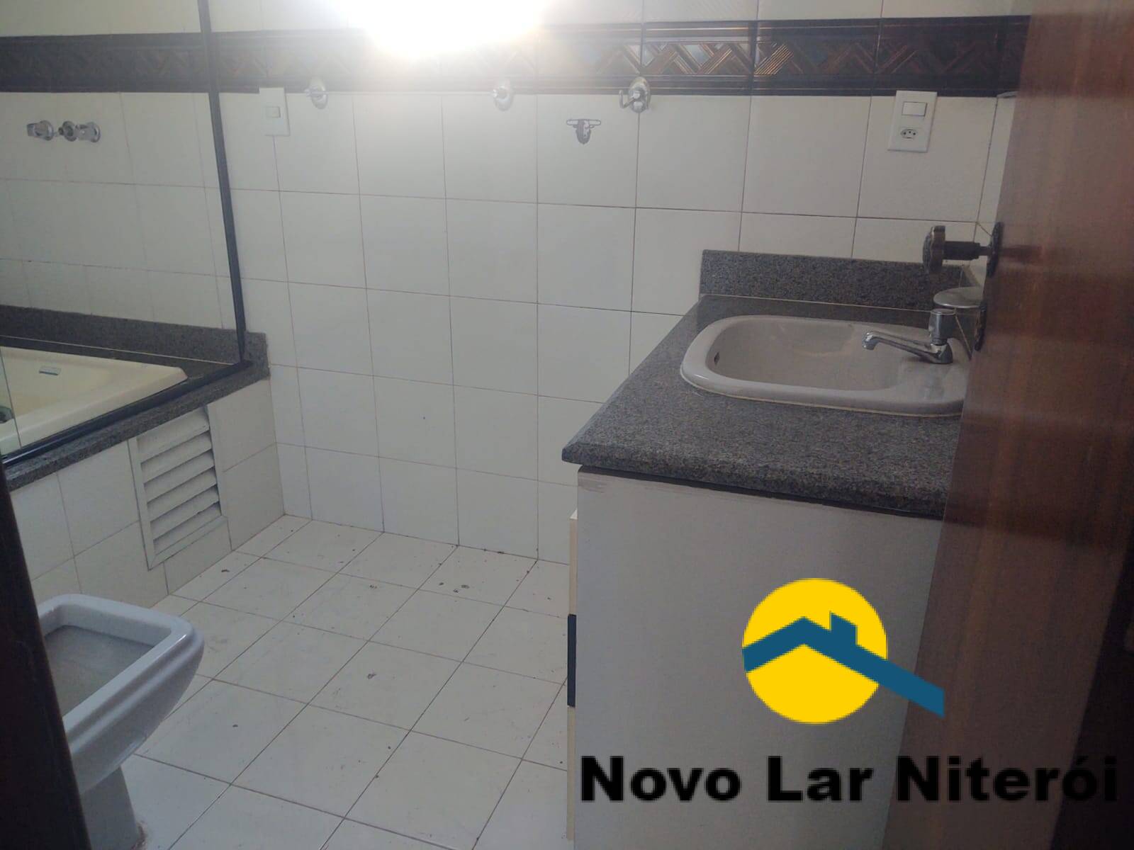 Casa à venda com 3 quartos, 250m² - Foto 10