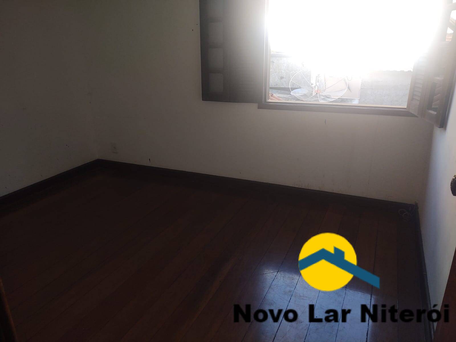 Casa à venda com 3 quartos, 250m² - Foto 24