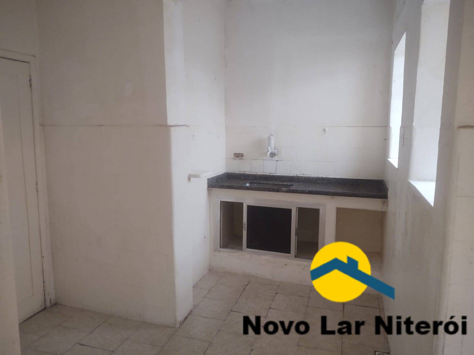 Apartamento à venda com 2 quartos, 60m² - Foto 16