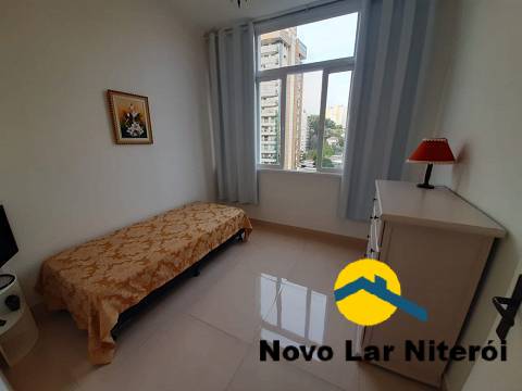 Apartamento à venda com 2 quartos, 75m² - Foto 7