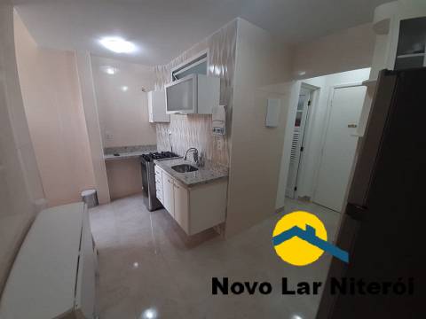 Apartamento à venda com 2 quartos, 75m² - Foto 13