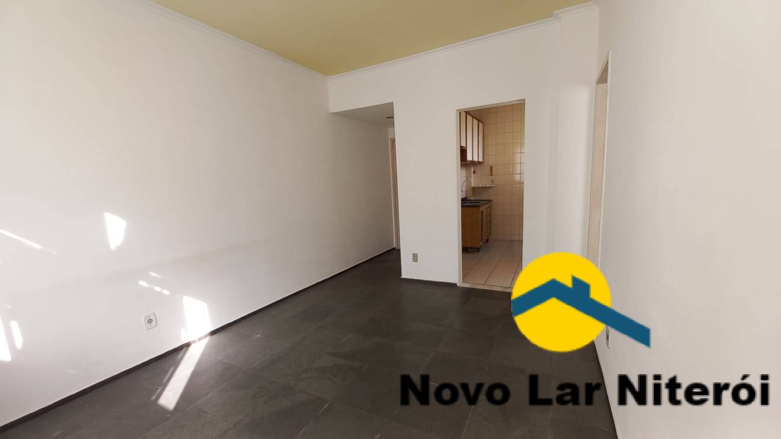 Apartamento à venda com 1 quarto, 45m² - Foto 8