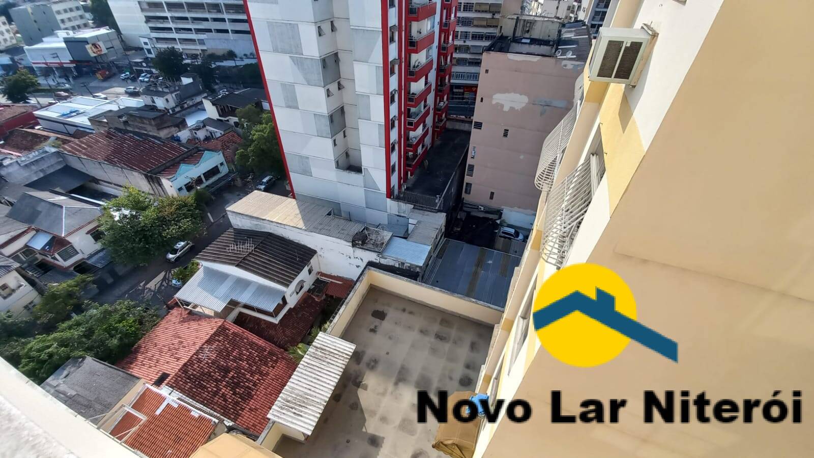 Apartamento à venda com 1 quarto, 45m² - Foto 2