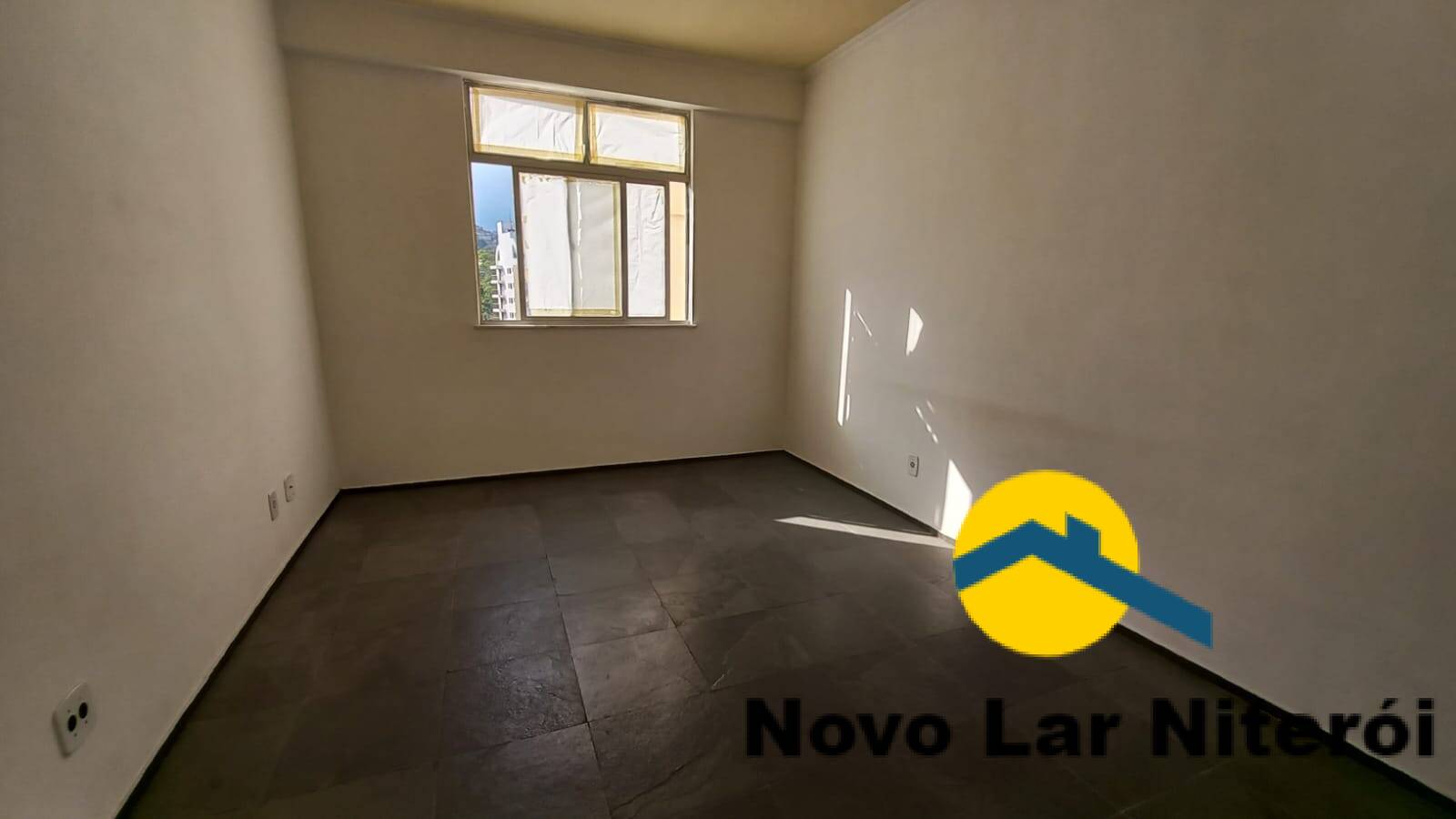 Apartamento à venda com 1 quarto, 45m² - Foto 13