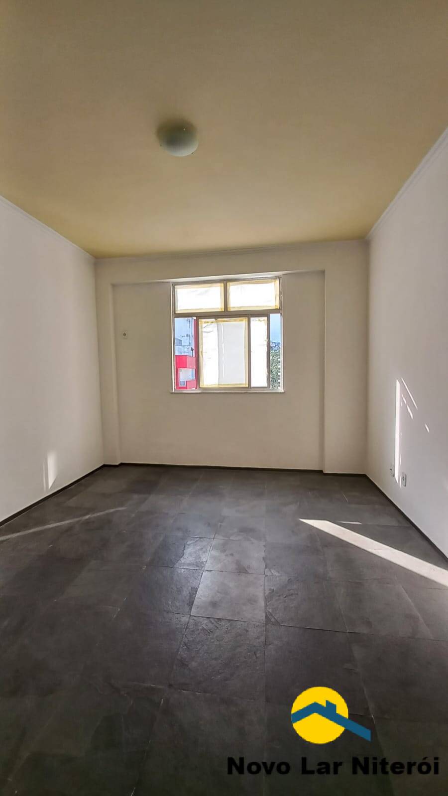 Apartamento à venda com 1 quarto, 45m² - Foto 18