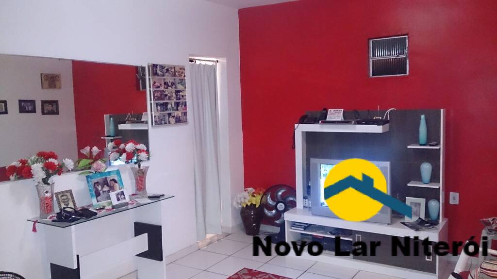 Casa à venda com 2 quartos, 278m² - Foto 2