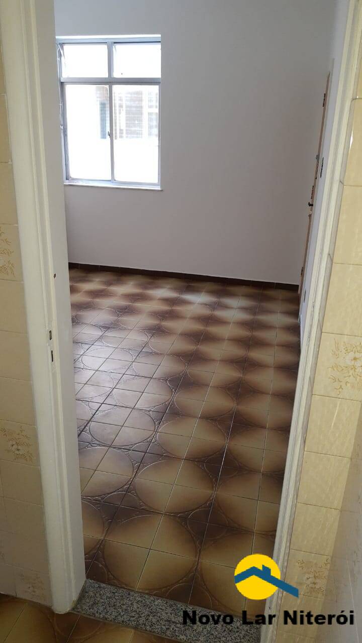 Apartamento à venda com 2 quartos, 60m² - Foto 3