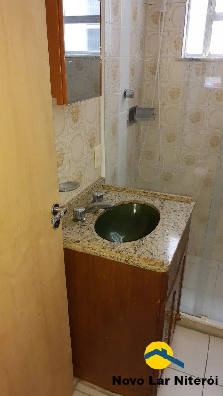 Apartamento à venda com 2 quartos, 60m² - Foto 11