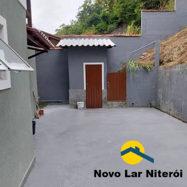 Casa à venda com 4 quartos, 198m² - Foto 14