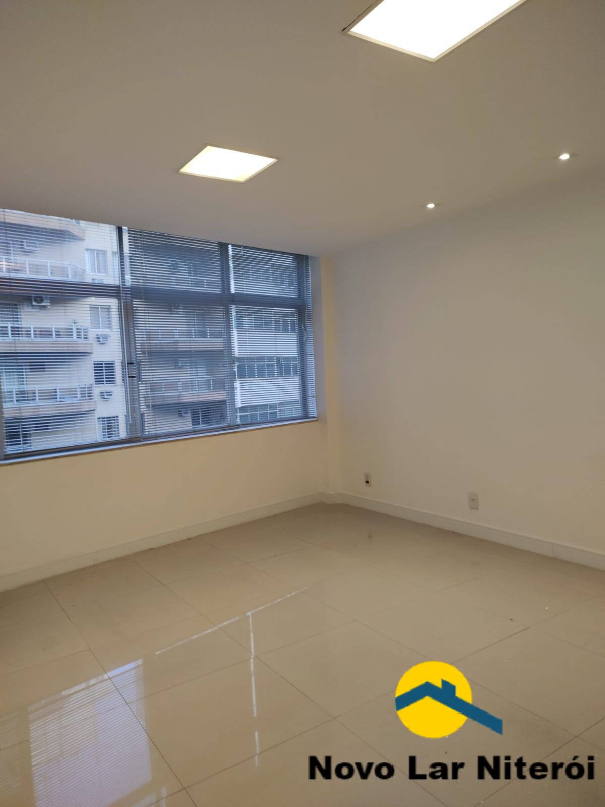 Conjunto Comercial-Sala à venda, 45m² - Foto 1