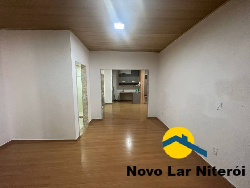 Casa à venda com 4 quartos, 196m² - Foto 15