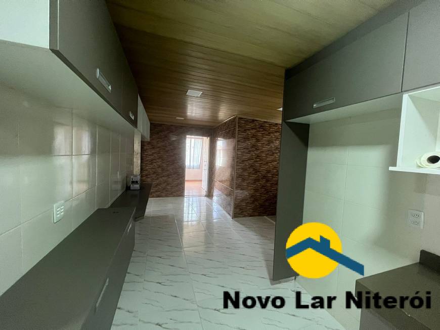 Casa à venda com 4 quartos, 196m² - Foto 18