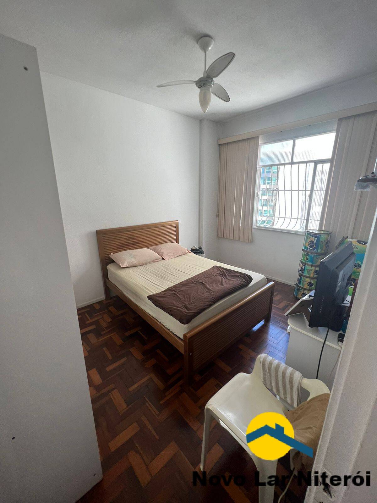 Apartamento à venda com 2 quartos, 64m² - Foto 9