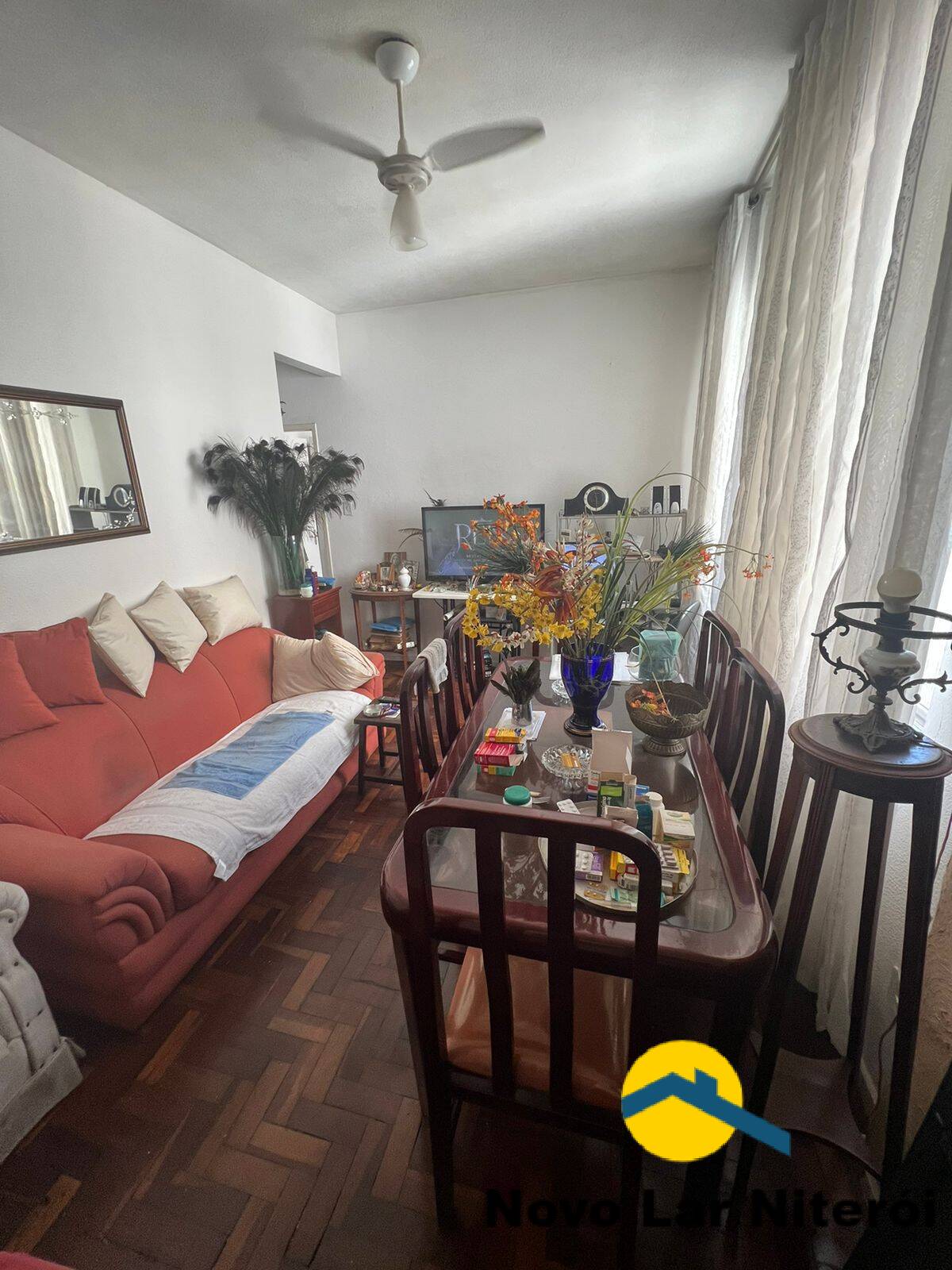 Apartamento à venda com 2 quartos, 64m² - Foto 1