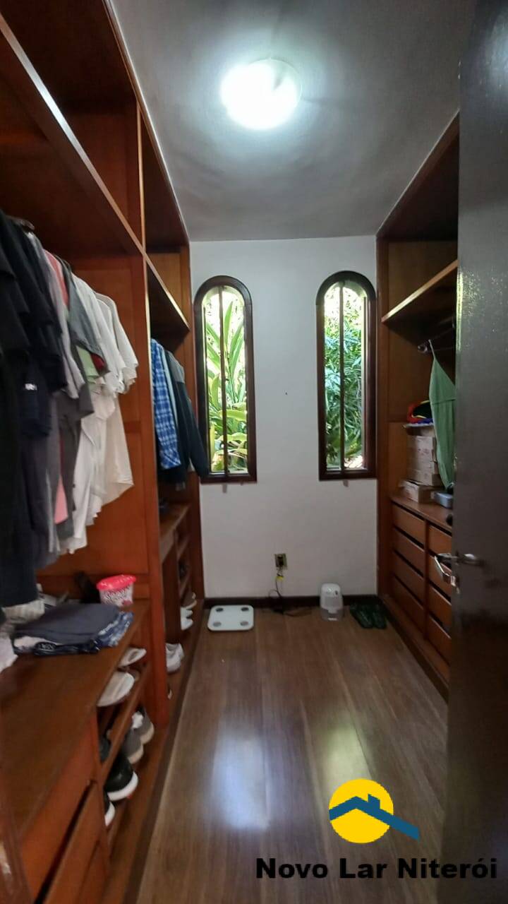 Casa de Condomínio à venda com 3 quartos, 290m² - Foto 19