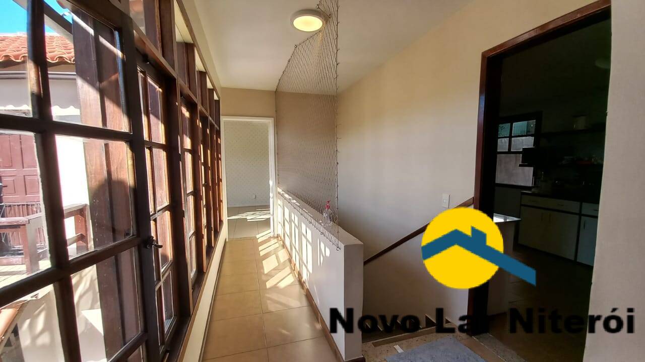 Casa de Condomínio à venda com 3 quartos, 290m² - Foto 29